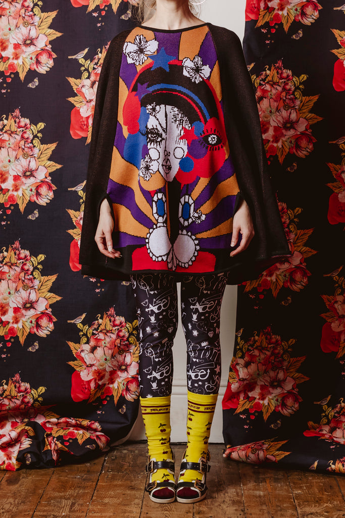 Knitwear: The Wonderland Cape- Face
